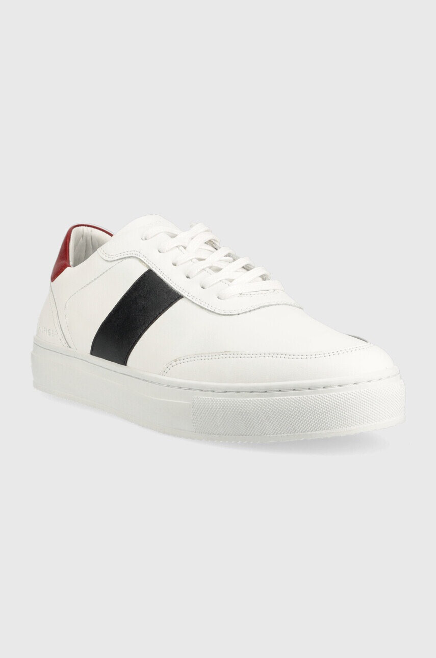 Tommy Hilfiger Кожени маратонки в бяло - Pepit.bg