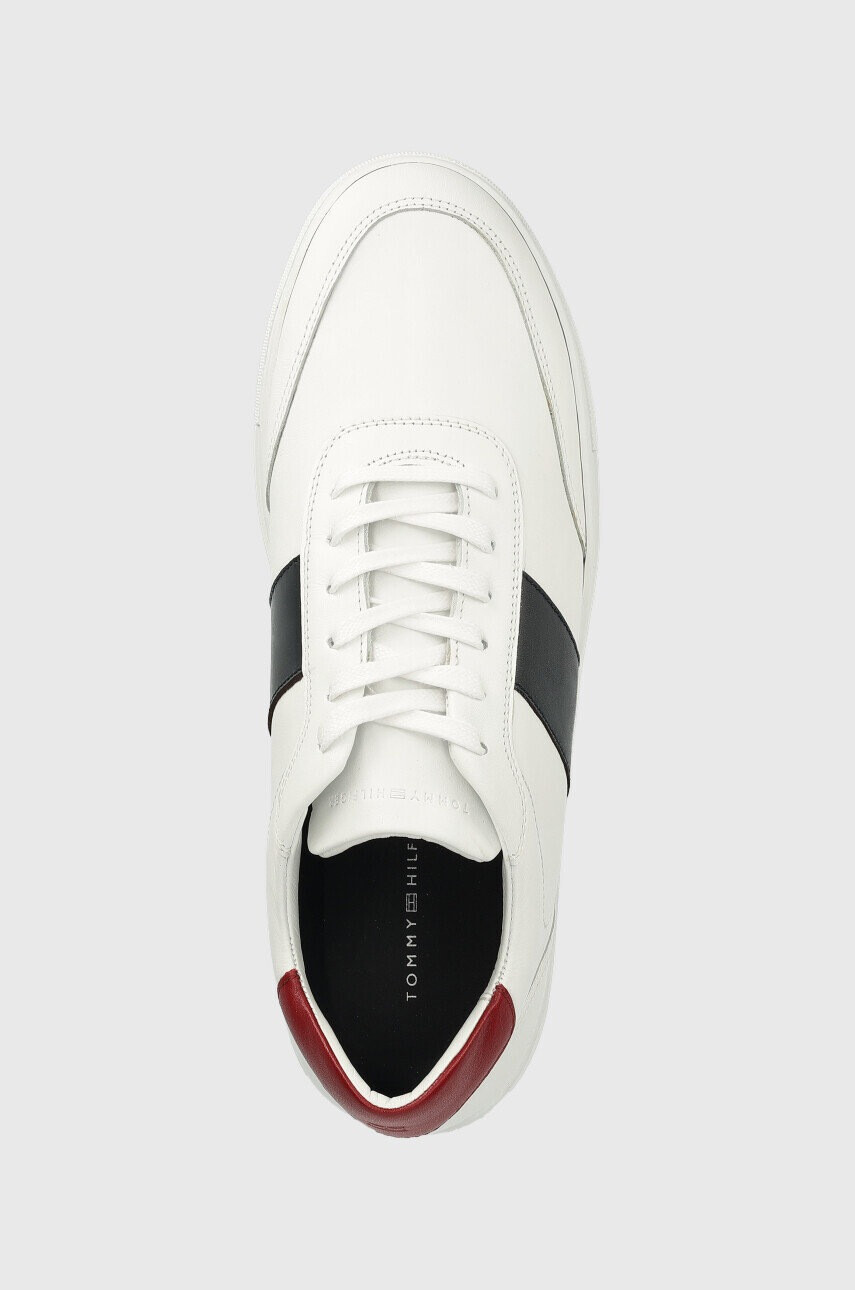 Tommy Hilfiger Кожени маратонки в бяло - Pepit.bg