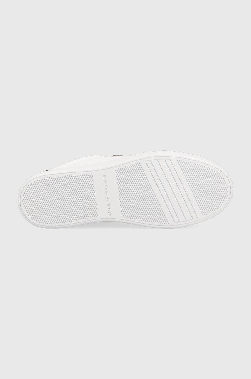 Tommy Hilfiger Кожени маратонки ELEVATED ESSENTIAL COURT SNEAKER в бяло - Pepit.bg