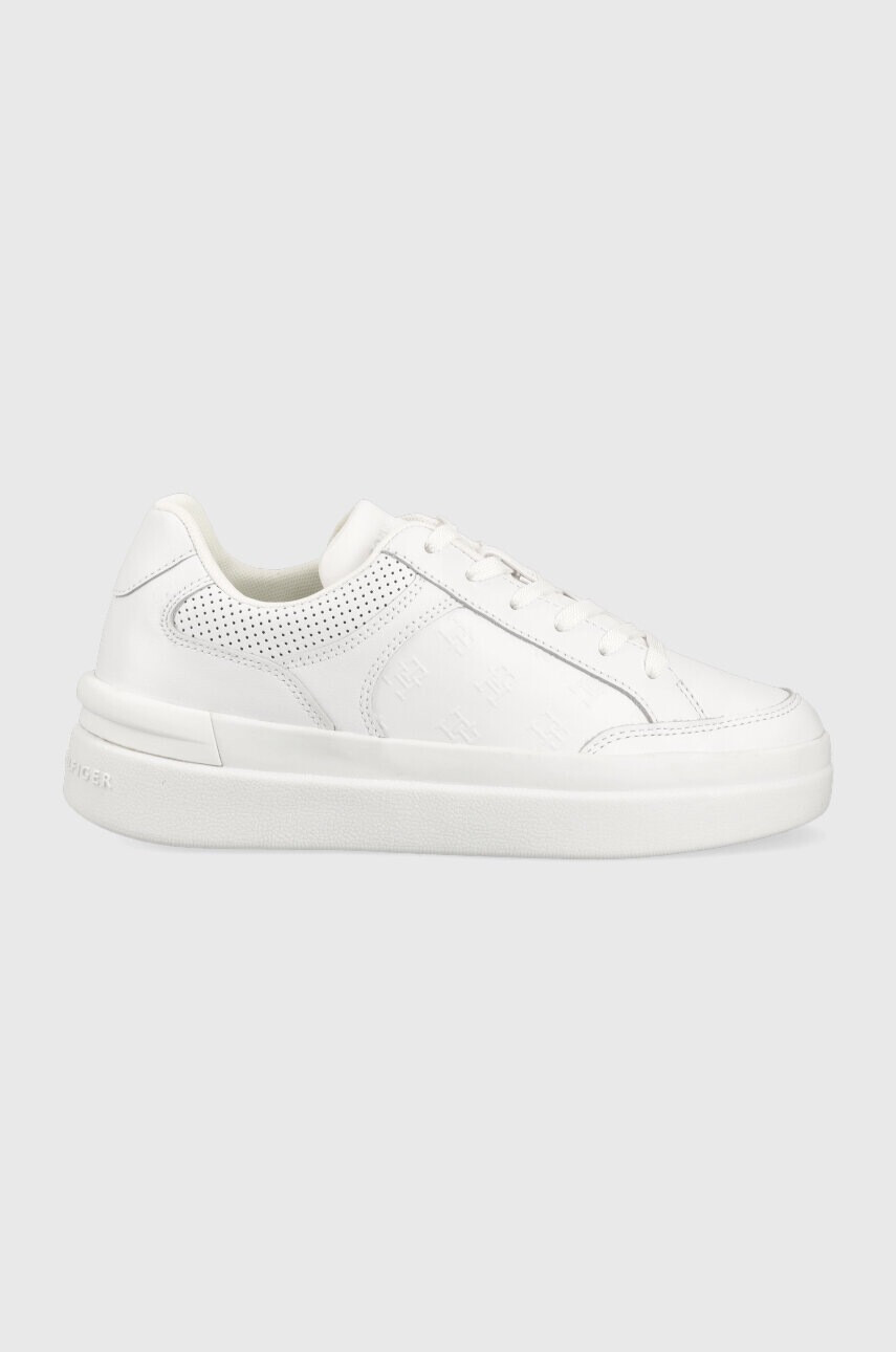 Tommy Hilfiger Кожени маратонки EMBOSSED COURT SNEAKER в бяло FW0FW07297 - Pepit.bg