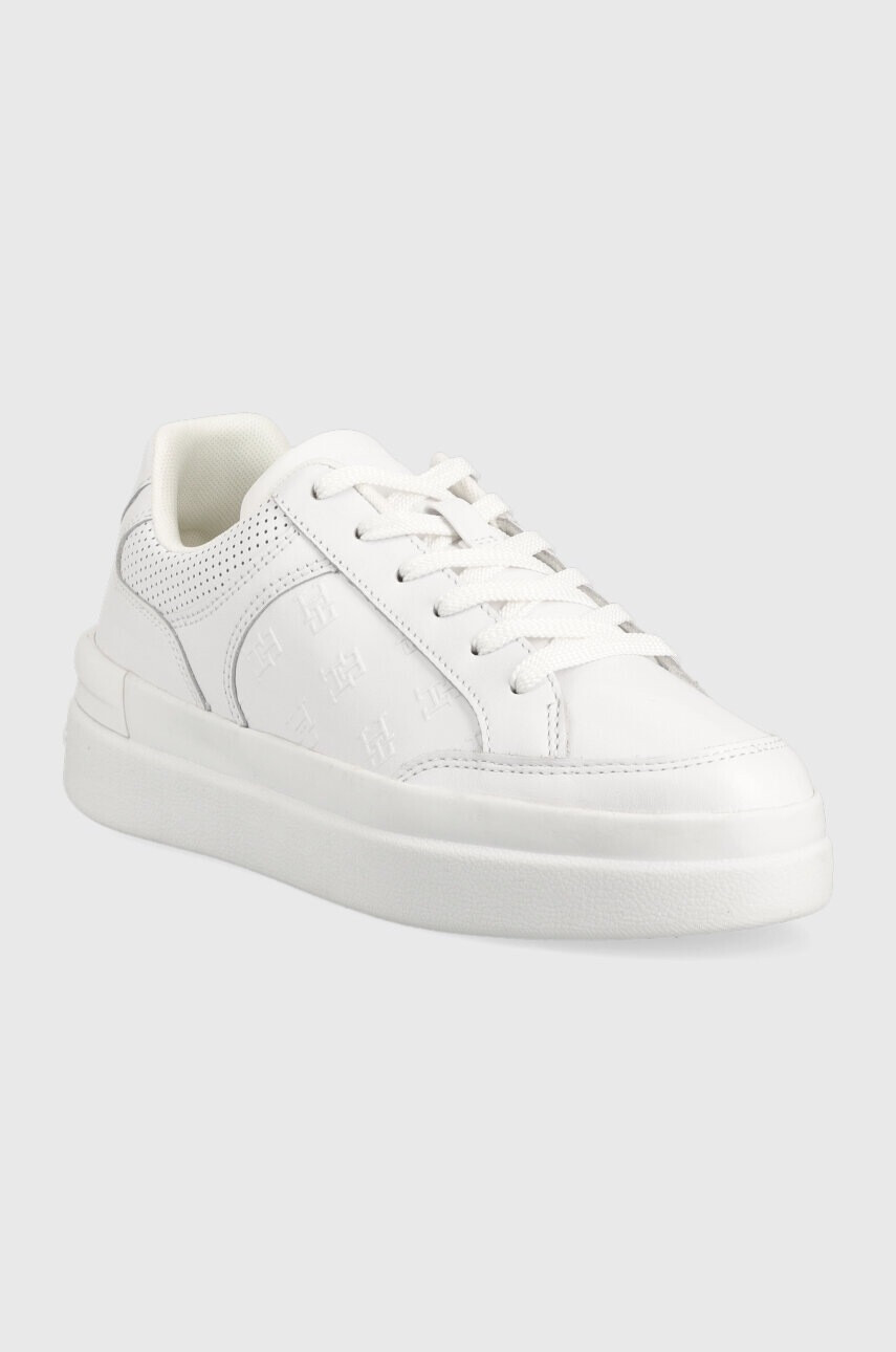 Tommy Hilfiger Кожени маратонки EMBOSSED COURT SNEAKER в бяло FW0FW07297 - Pepit.bg