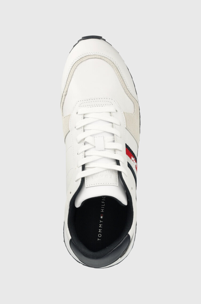 Tommy Hilfiger Кожени маратонки RUNNER EVO LEATHER в бяло FM0FM04714 - Pepit.bg