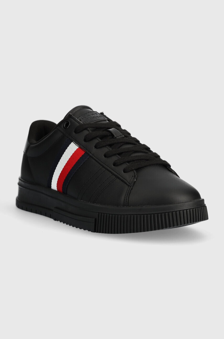 Tommy Hilfiger Кожени маратонки SUPERCUP LEATHER в черно FM0FM04706 - Pepit.bg