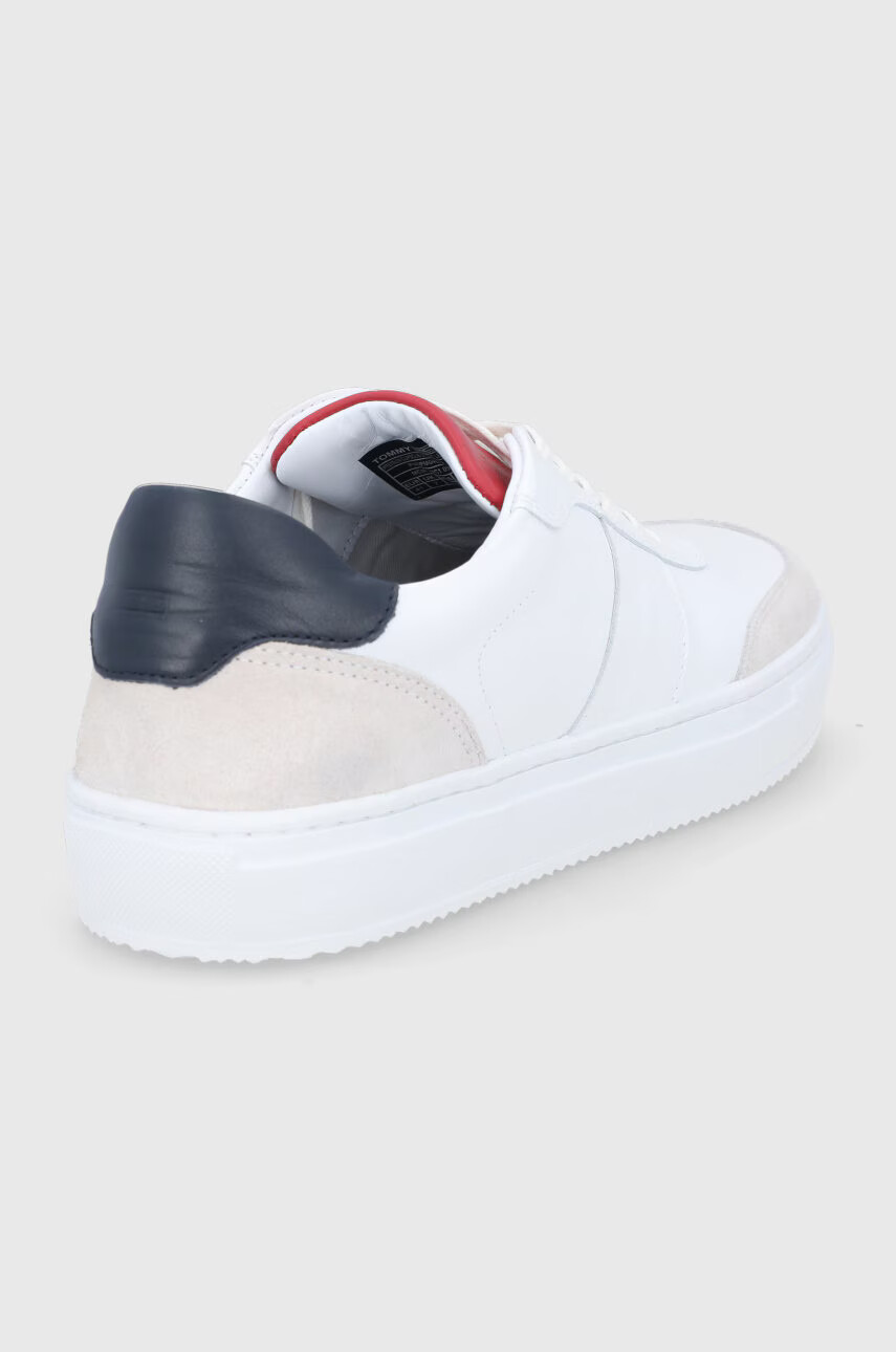 Tommy Hilfiger Кожени обувки в бяло - Pepit.bg