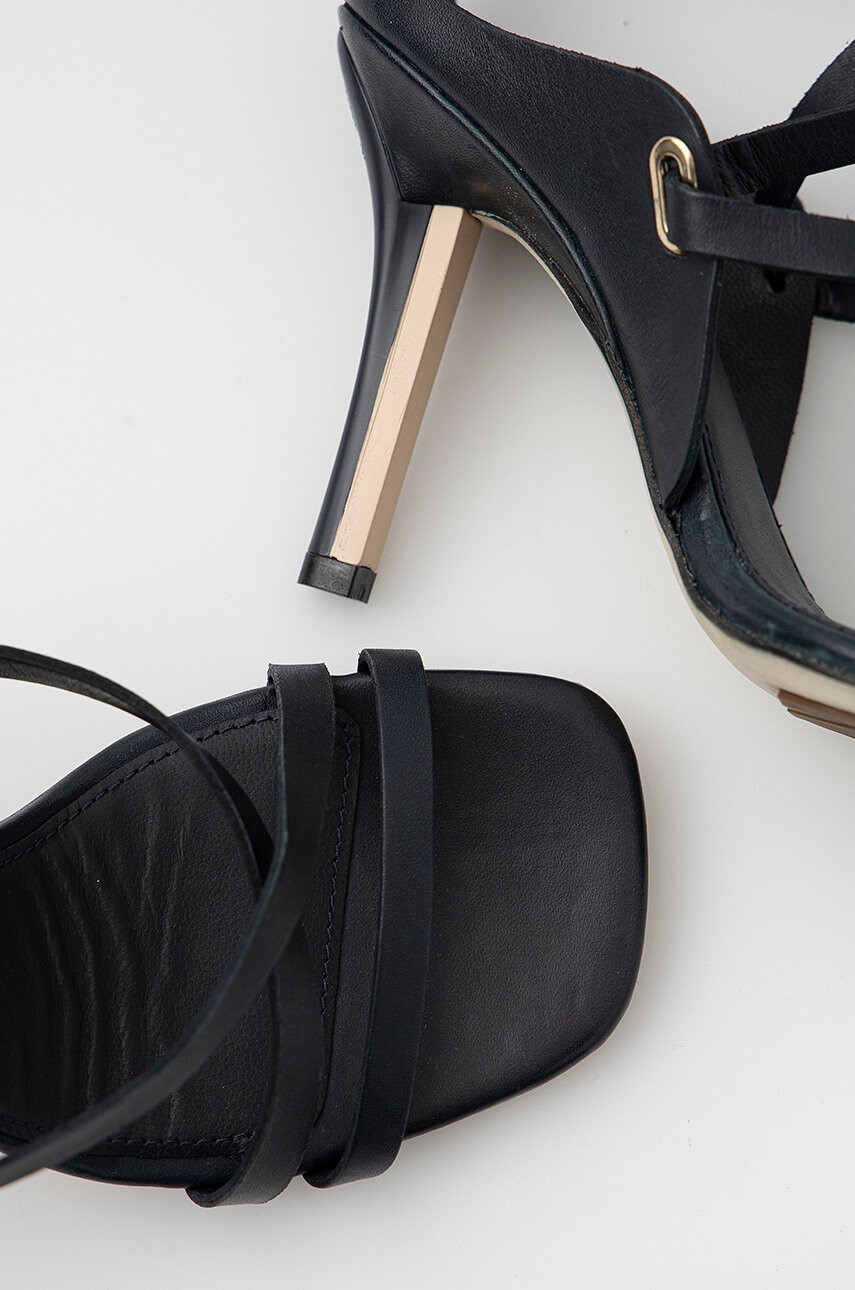 Tommy Hilfiger Кожени сандали Elevated Th High Heel в тъмносиньо - Pepit.bg