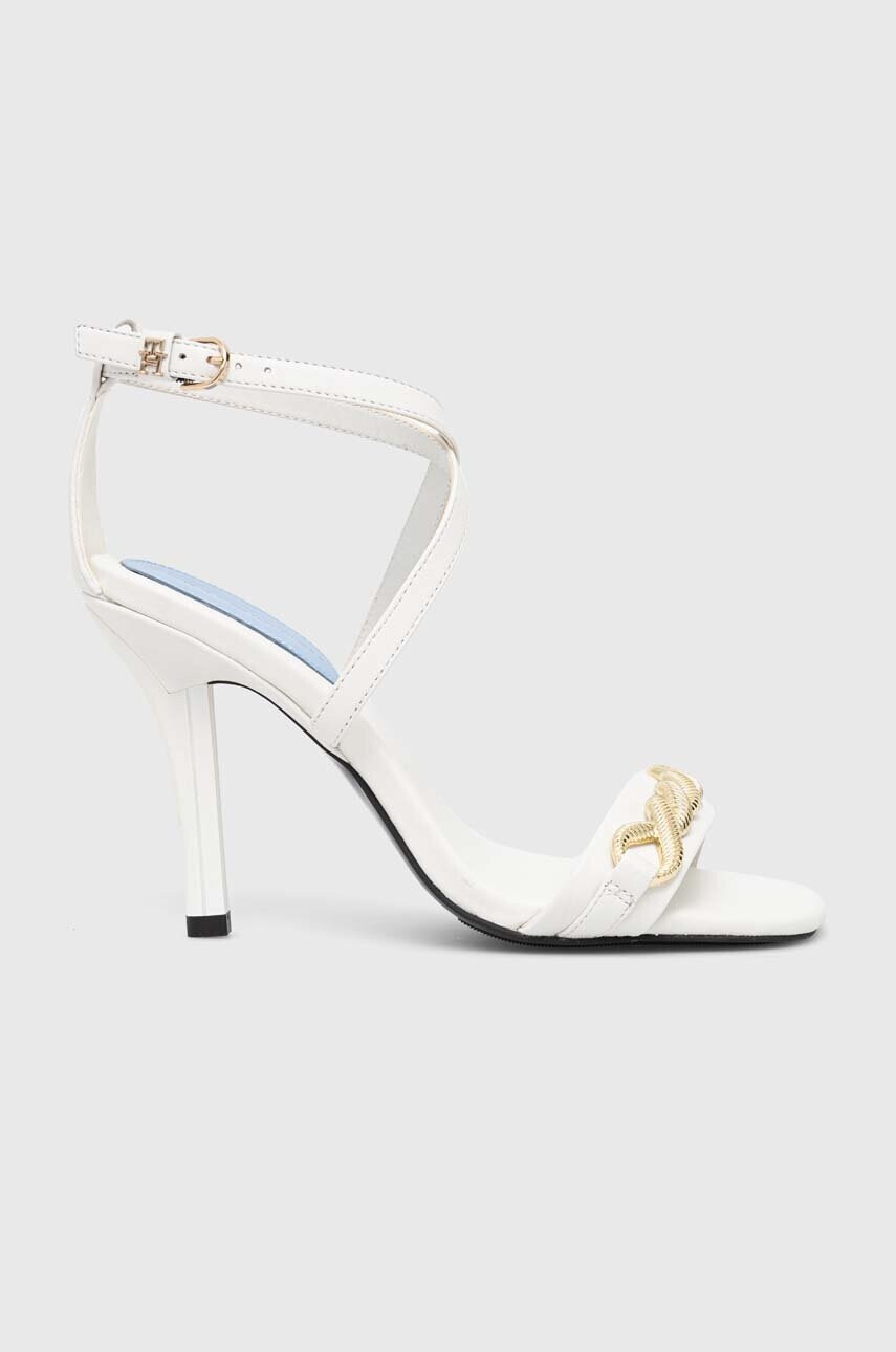 Tommy Hilfiger Кожени сандали TH CHAIN FEMININE HEEL SANDAL в бяло - Pepit.bg