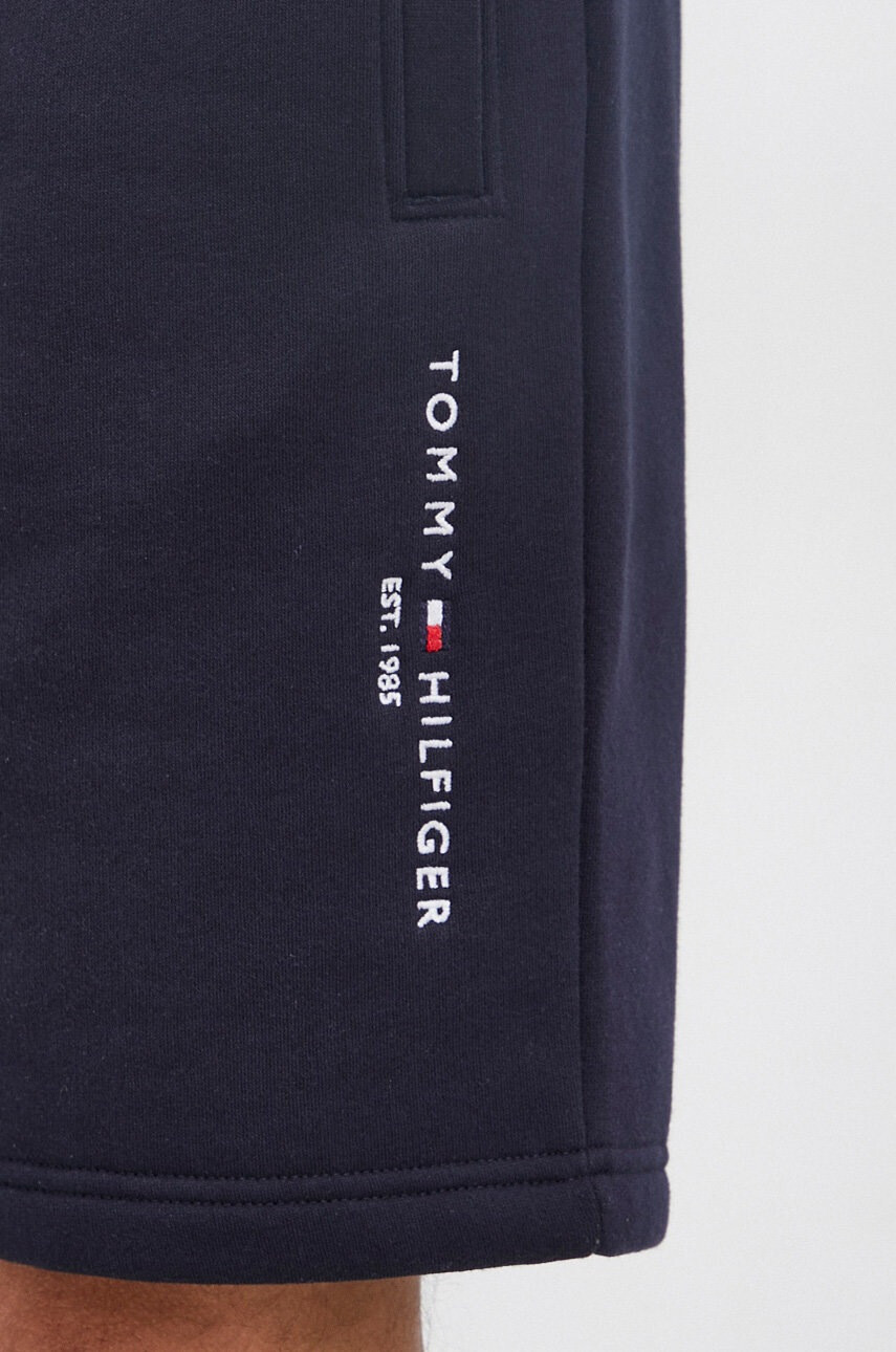 Tommy Hilfiger Къс панталон мъжки в тъмносиньо - Pepit.bg