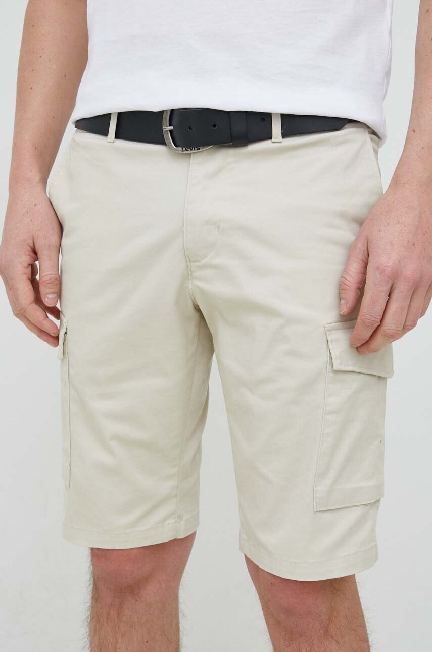 Tommy Hilfiger Къс панталон в бежово - Pepit.bg