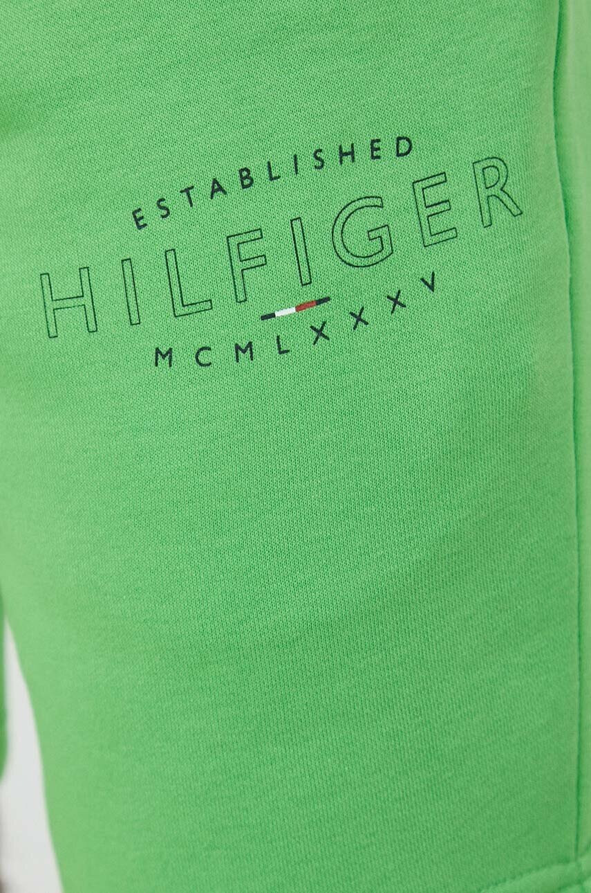 Tommy Hilfiger Къс панталон в зелено - Pepit.bg