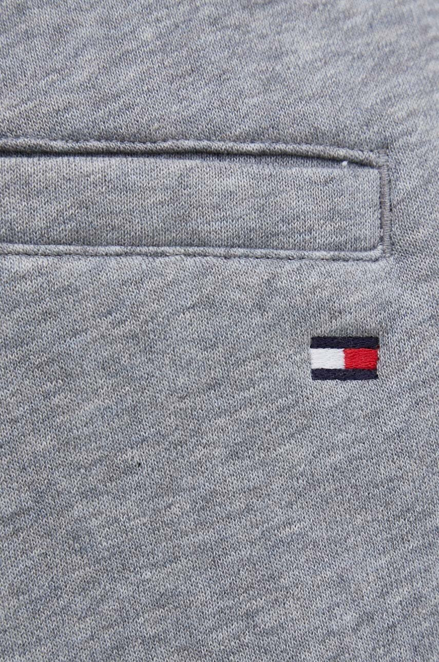Tommy Hilfiger Къс панталон в сиво меланж на - Pepit.bg