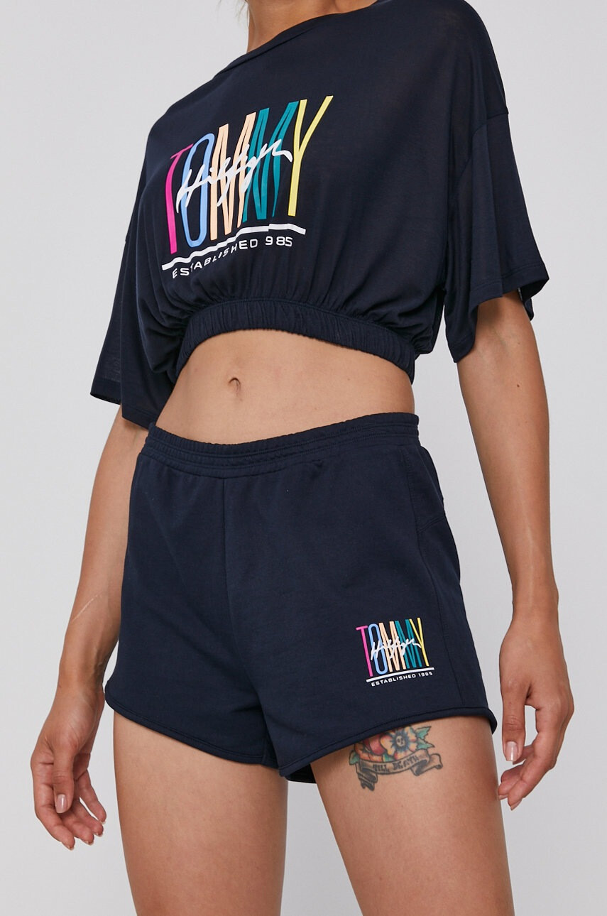 Tommy Hilfiger Къси панталони в тъмносиньо - Pepit.bg