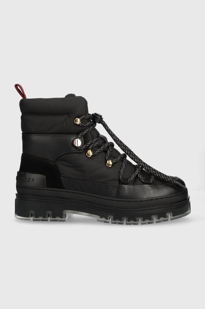 Tommy Hilfiger Кубинки Laced Outdoor Boot в черно с платформа с лека изолация - Pepit.bg