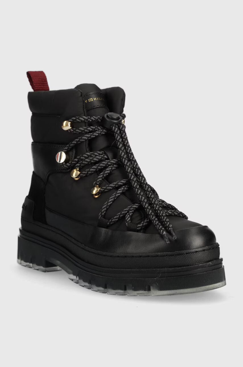 Tommy Hilfiger Кубинки Laced Outdoor Boot в черно с платформа с лека изолация - Pepit.bg