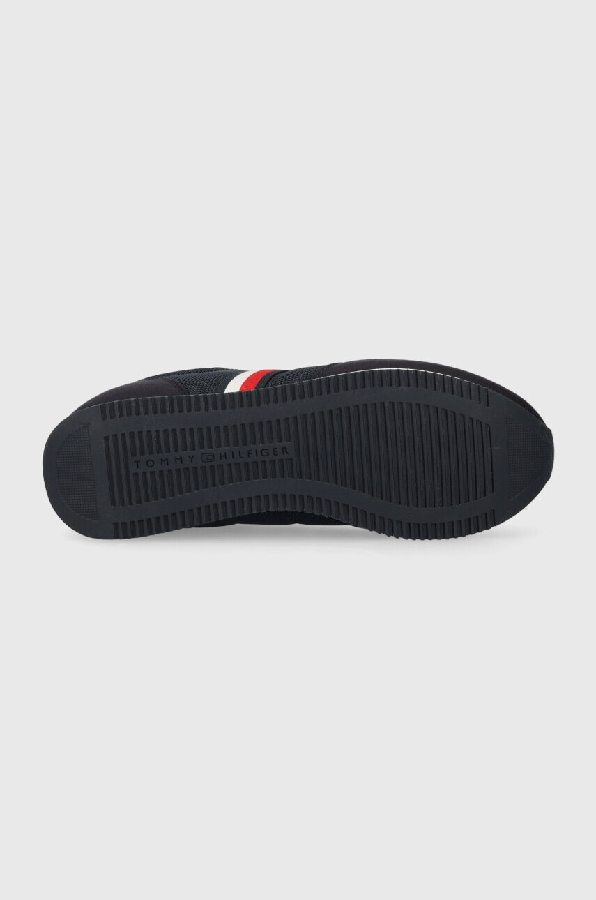 Tommy Hilfiger Маратонки CORE LO RUNNER в тъмносиньо FM0FM04504 - Pepit.bg