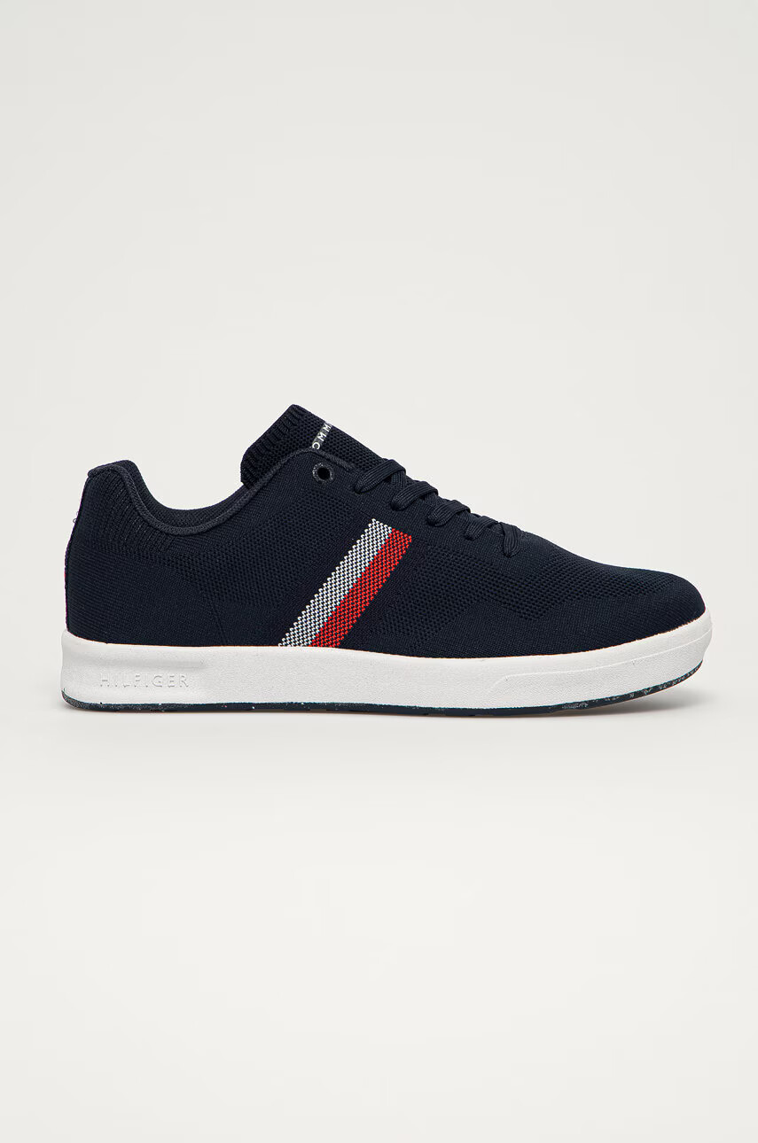 Tommy Hilfiger Обувки в тъмносиньо - Pepit.bg