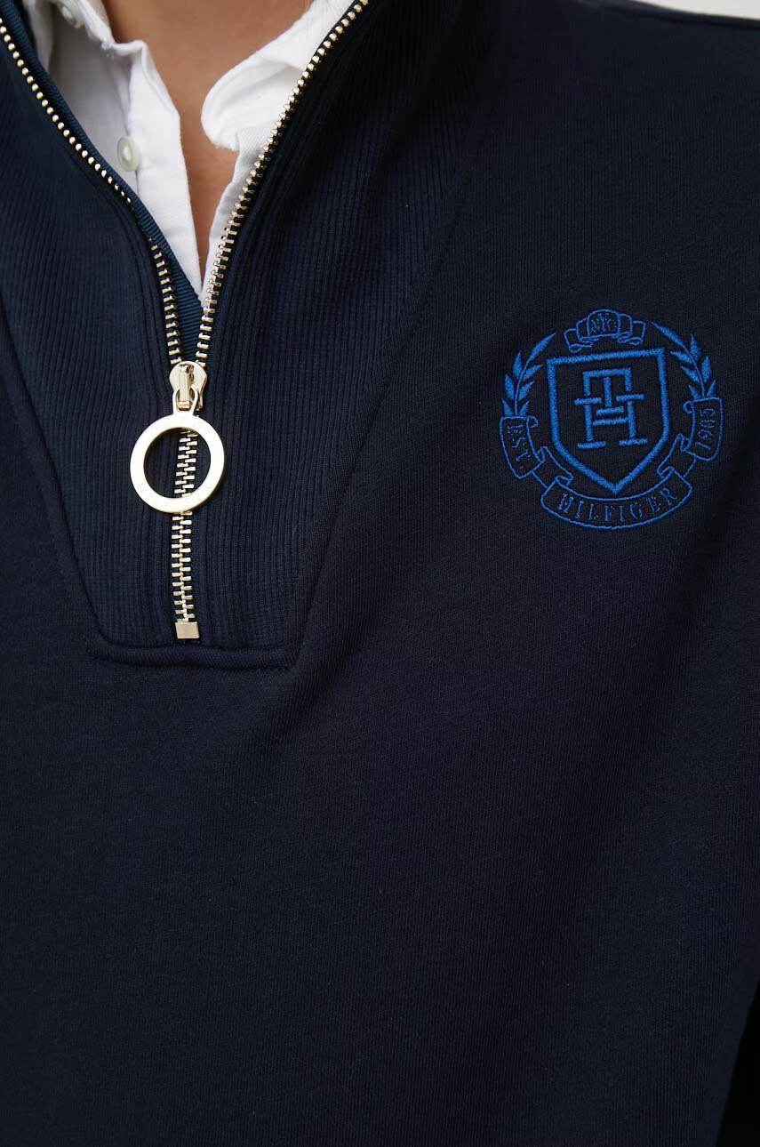 Tommy Hilfiger Памучен суичър в тъмносиньо с апликация - Pepit.bg