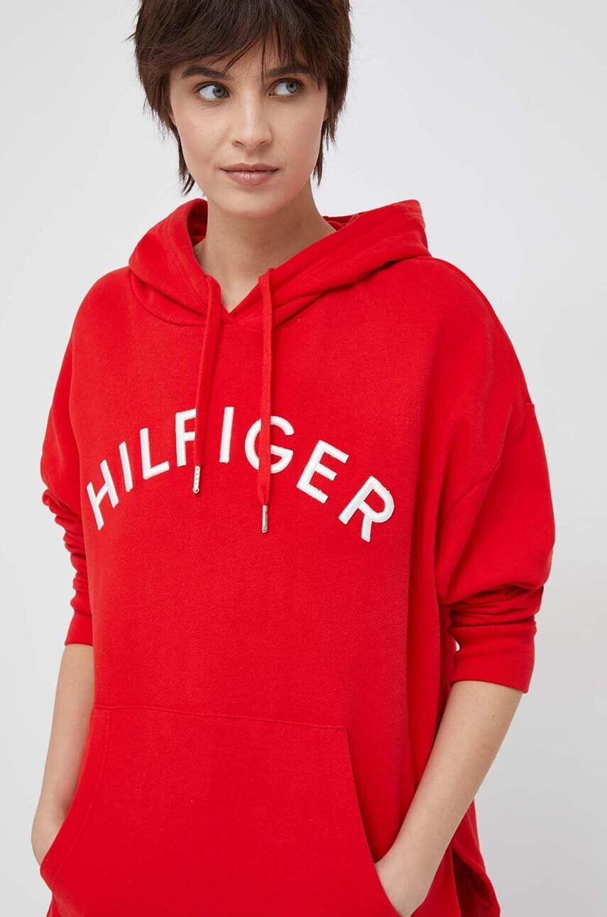 Tommy Hilfiger Памучен суичър в червено с качулка с апликация - Pepit.bg