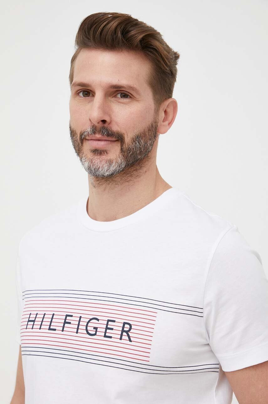 Tommy Hilfiger Памучна тениска в бяло с принт - Pepit.bg