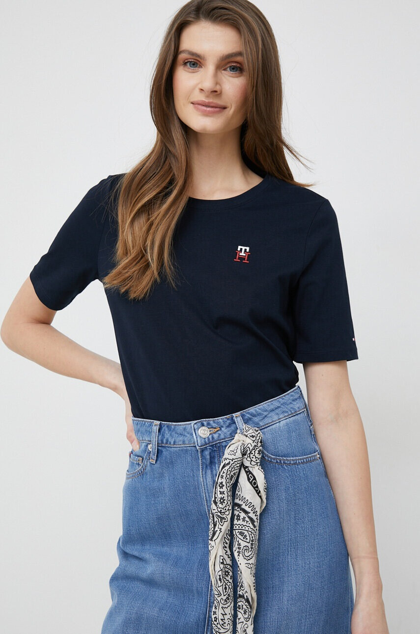 Tommy Hilfiger Памучна тениска в тъмносиньо - Pepit.bg