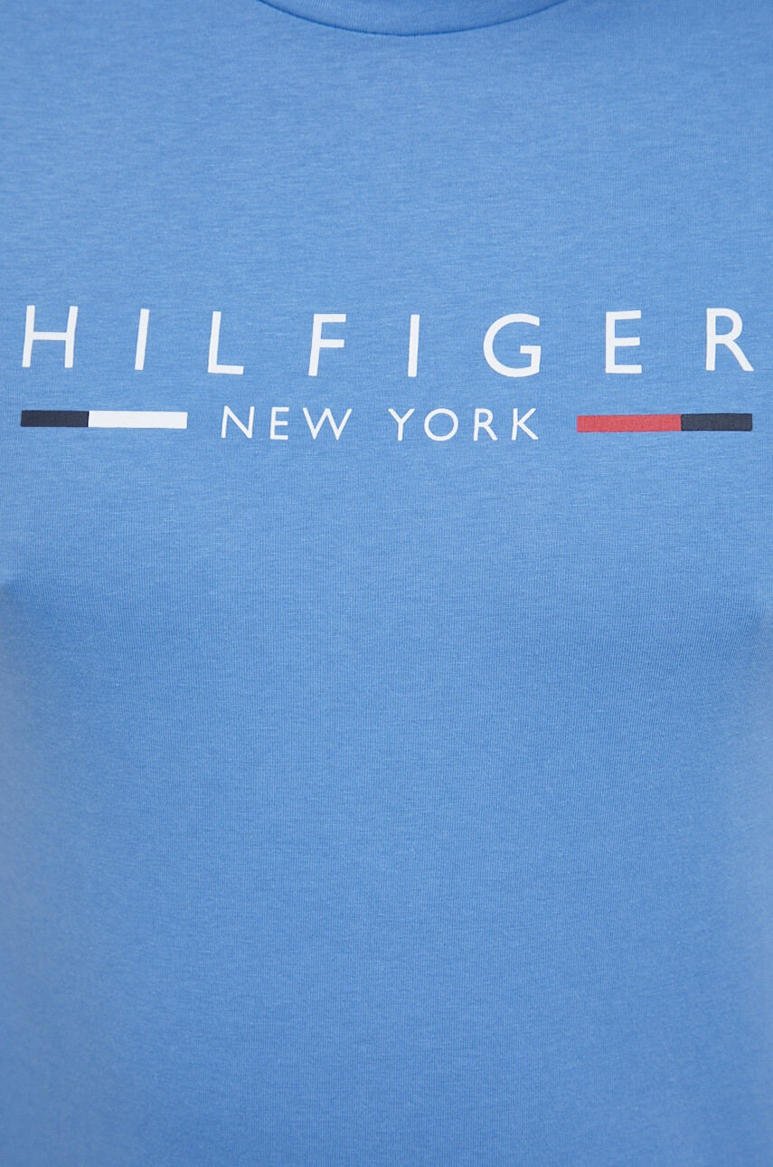 Tommy Hilfiger Памучна тениска в синьо с принт - Pepit.bg