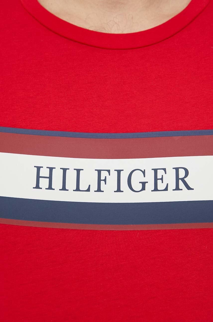 Tommy Hilfiger Памучна тениска в червено с принт - Pepit.bg