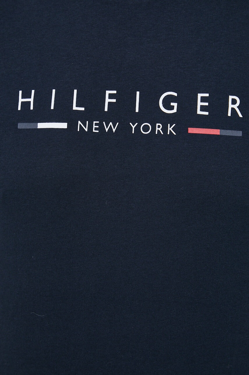 Tommy Hilfiger Памучна тениска в тъмносиньо с принт - Pepit.bg