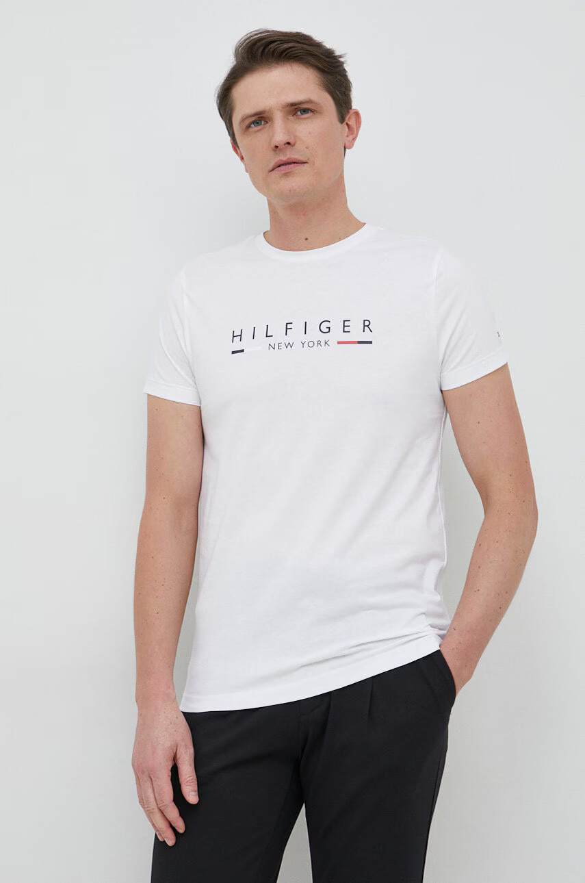 Tommy Hilfiger Памучна тениска в тъмносиньо - Pepit.bg