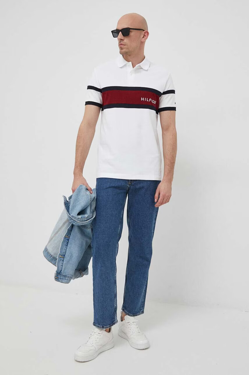 Tommy Hilfiger Памучна тениска с яка в бяло с десен - Pepit.bg