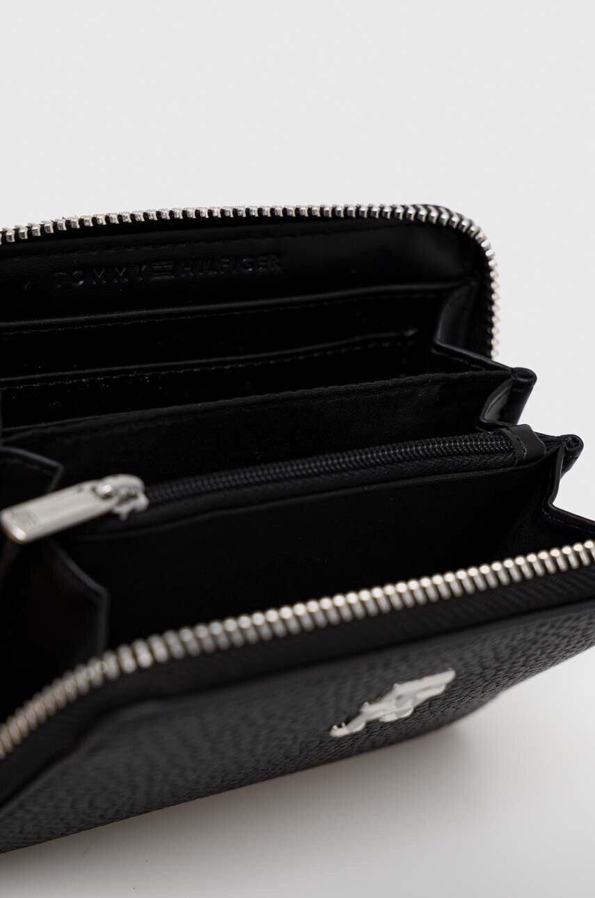 Tommy Hilfiger Портфейл дамски в черно - Pepit.bg