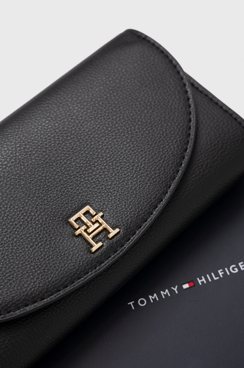 Tommy Hilfiger Портфейл дамски в черно - Pepit.bg