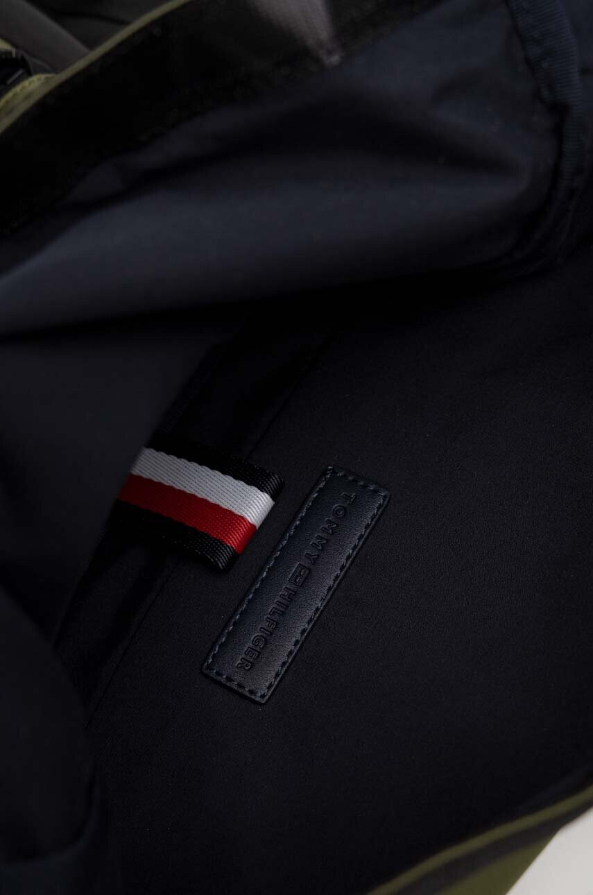 Tommy Hilfiger Раница в зелено голям размер с десен - Pepit.bg