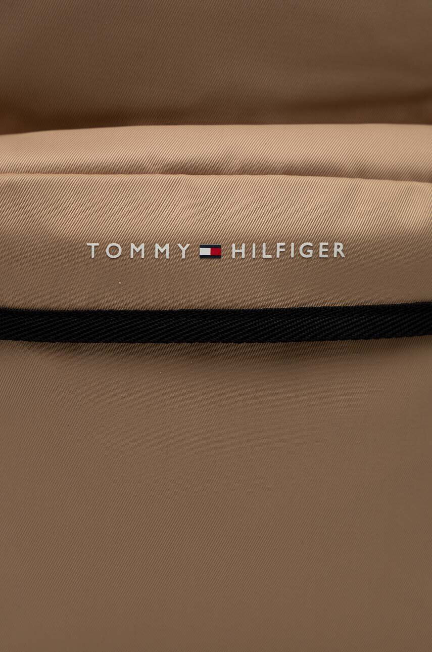 Tommy Hilfiger Раница в бежово голям размер с принт - Pepit.bg