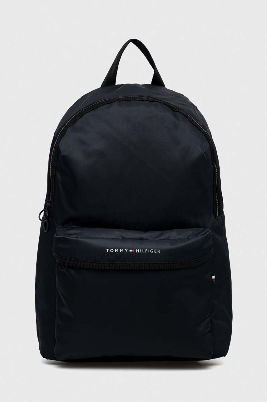 Tommy Hilfiger Раница в тъмносиньо голям размер с принт - Pepit.bg