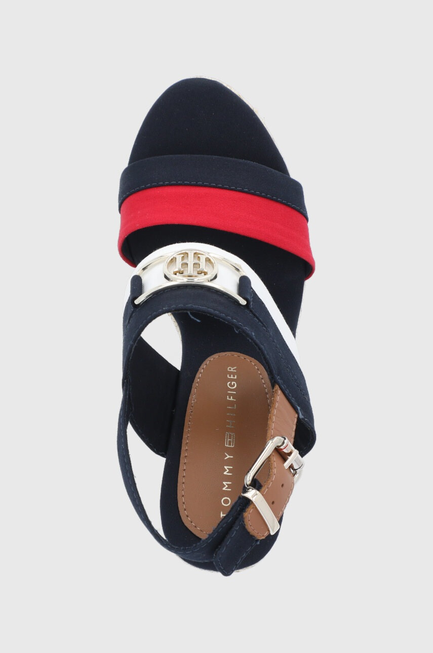 Tommy Hilfiger Сандали дамско в тъмносиньо със скосена платформа - Pepit.bg