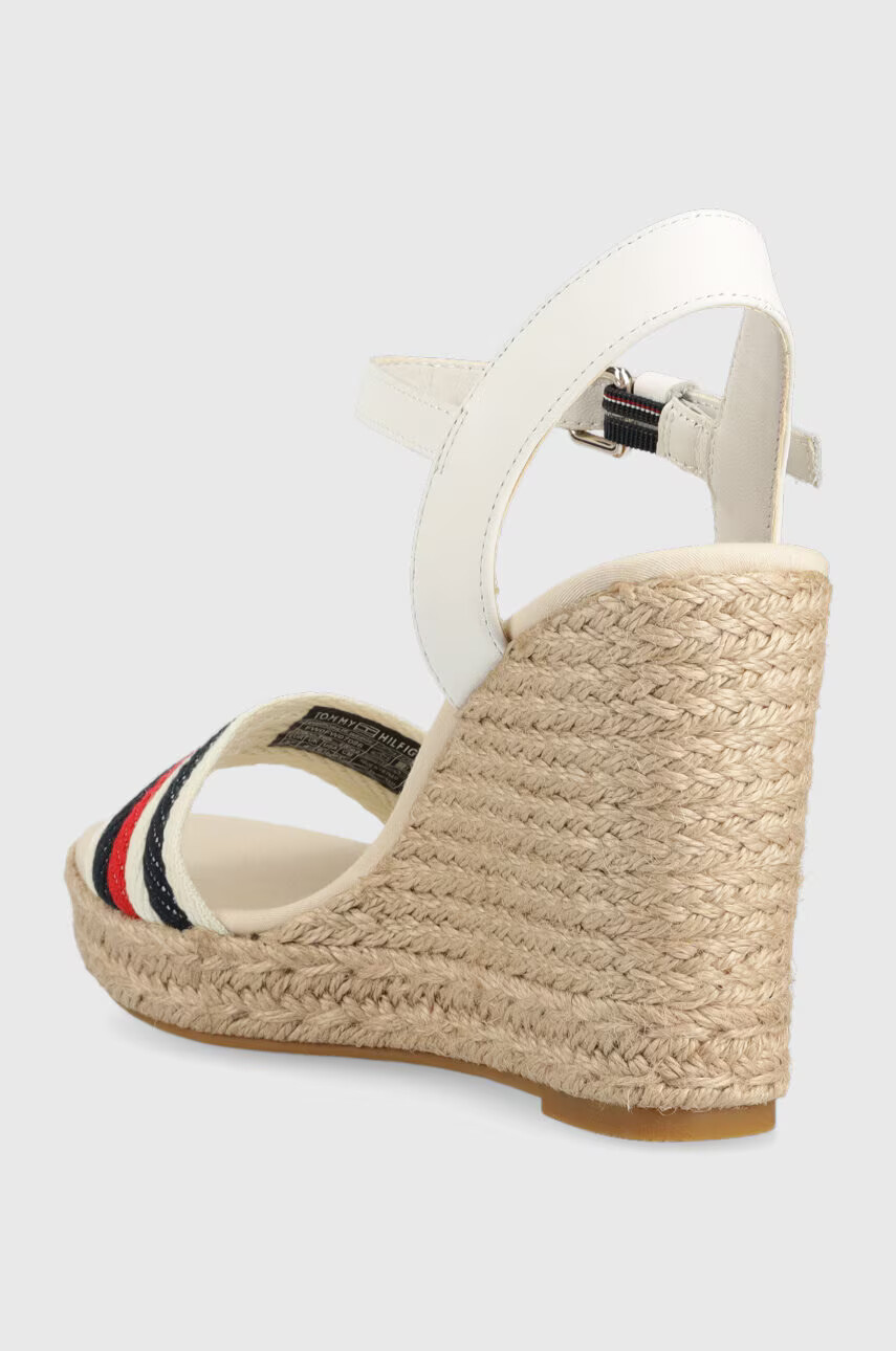 Tommy Hilfiger Сандали CORPORATE WEDGE в бежово със скосена платформа FW0FW07086 - Pepit.bg