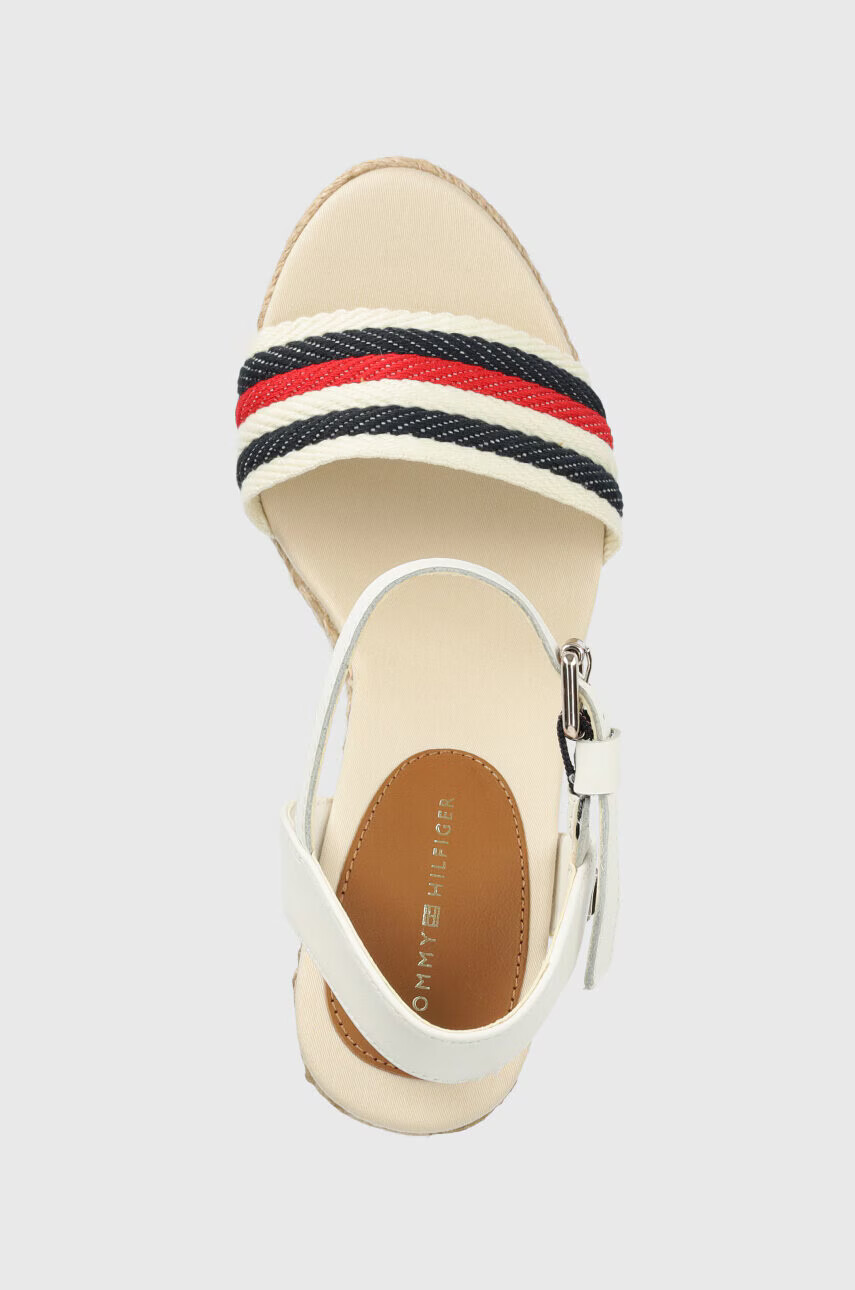 Tommy Hilfiger Сандали CORPORATE WEDGE в бежово със скосена платформа FW0FW07086 - Pepit.bg