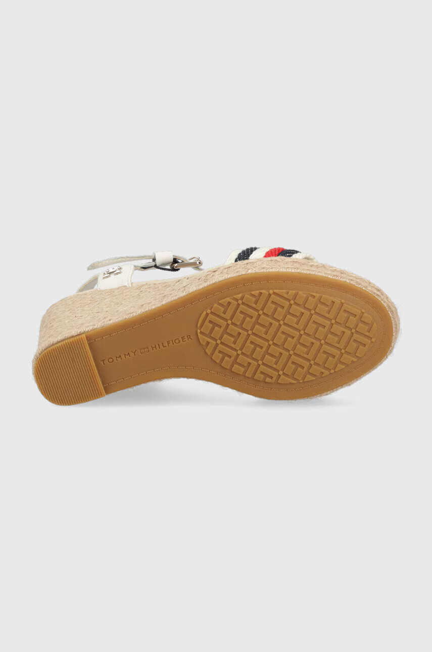 Tommy Hilfiger Сандали CORPORATE WEDGE в бежово със скосена платформа FW0FW07086 - Pepit.bg