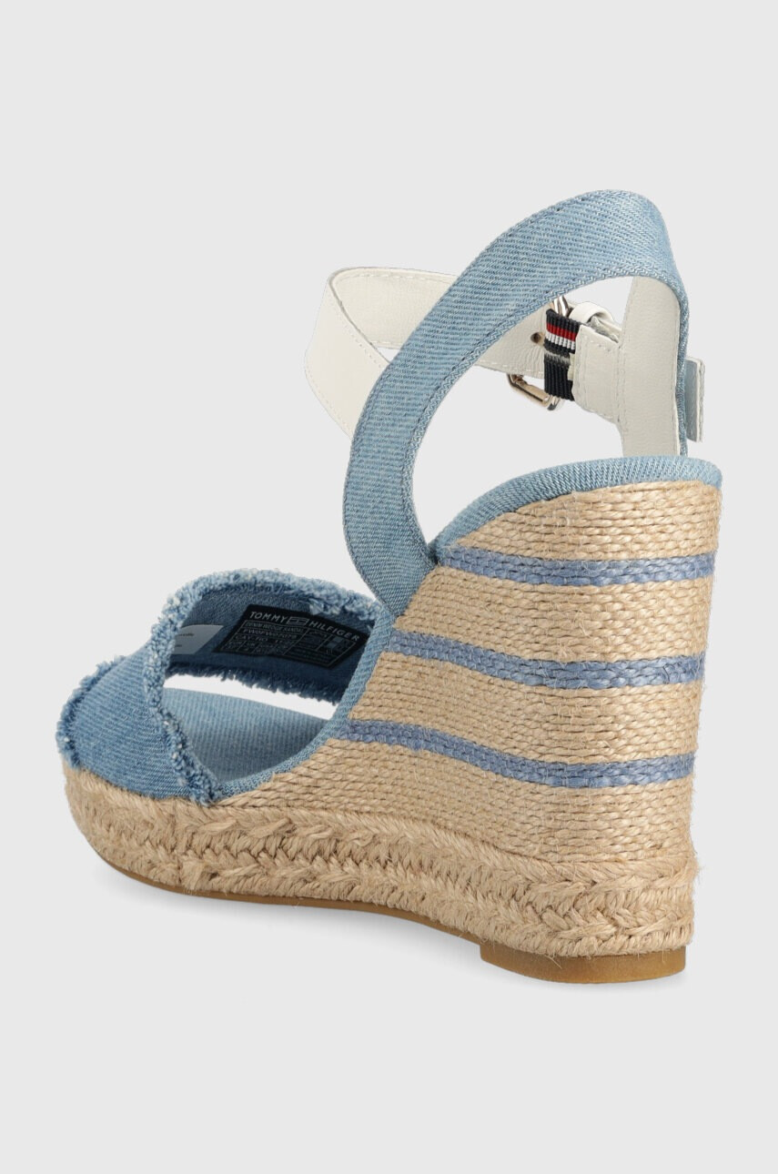 Tommy Hilfiger Сандали DENIM WEDGE SANDAL в синьо със скосена платформа FW0FW07079 - Pepit.bg