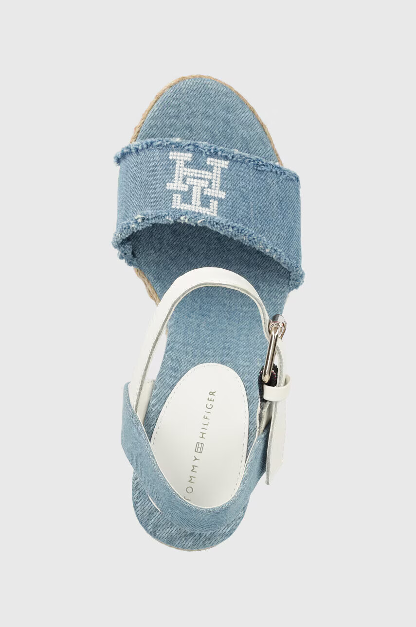 Tommy Hilfiger Сандали DENIM WEDGE SANDAL в синьо със скосена платформа FW0FW07079 - Pepit.bg