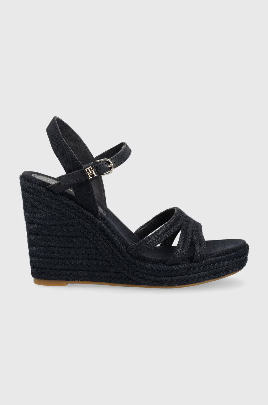 Tommy Hilfiger Сандали ESSENTIAL BASIC WEDGE SANDAL в тъмносиньо със скосена платформа FW0FW07220 - Pepit.bg