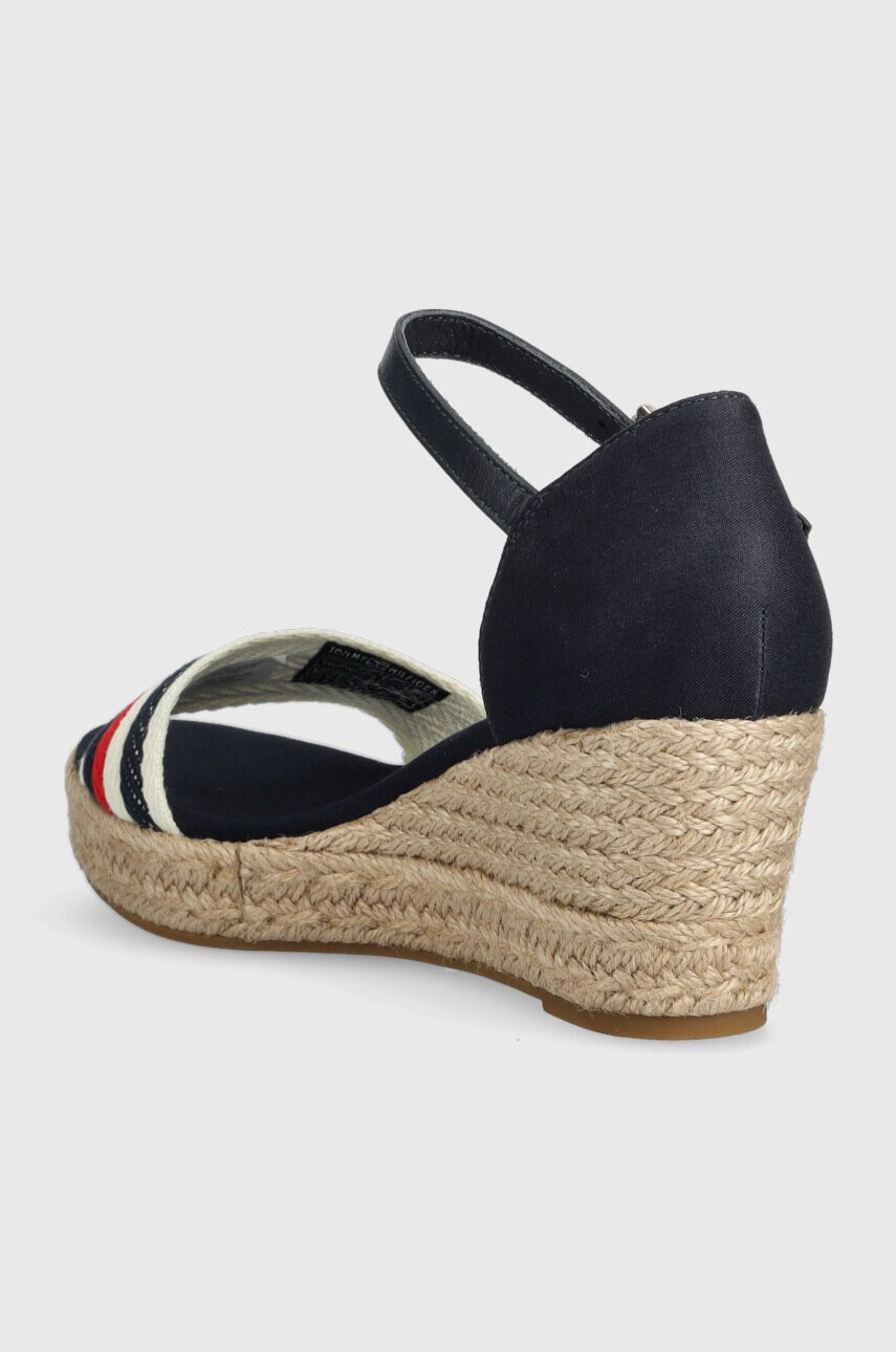 Tommy Hilfiger Сандали MID WEDGE CORPORATE в тъмносиньо със скосена платформа - Pepit.bg