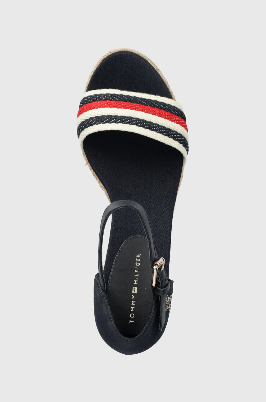 Tommy Hilfiger Сандали MID WEDGE CORPORATE в тъмносиньо със скосена платформа - Pepit.bg