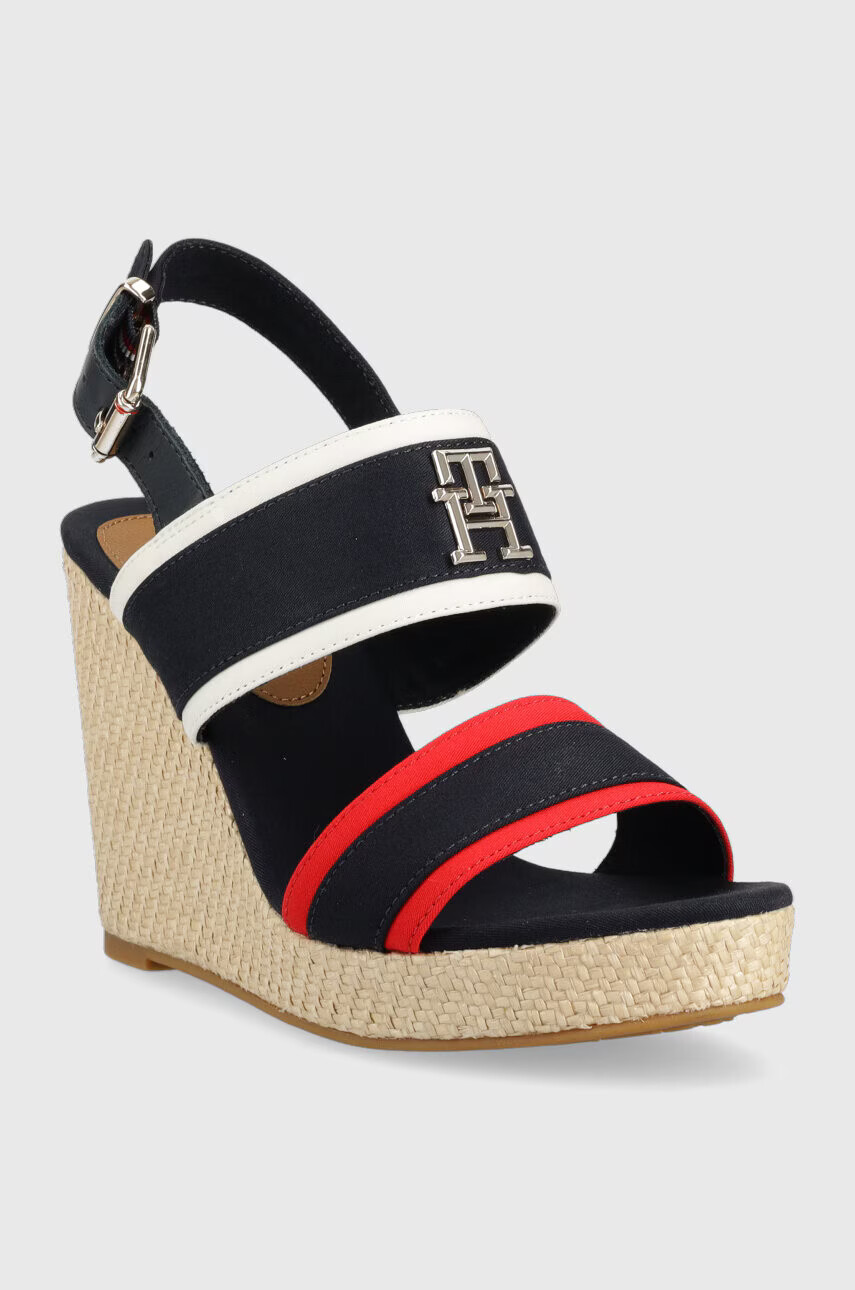 Tommy Hilfiger Сандали RWB FEMININE WEDGE в тъмносиньо със скосена платформа - Pepit.bg