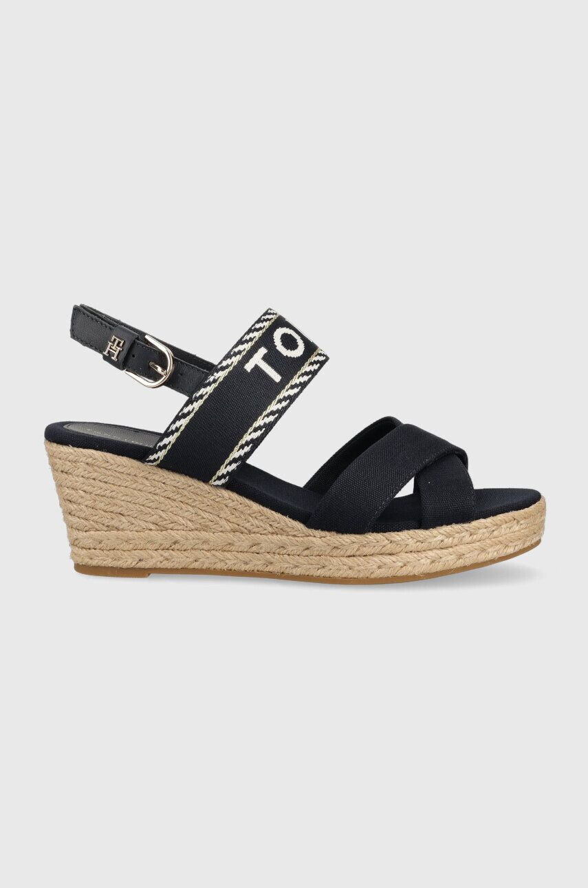 Tommy Hilfiger Сандали SEASONAL WEBBING MID WEDGE в тъмносиньо със скосена платформа FW0FW07091 - Pepit.bg