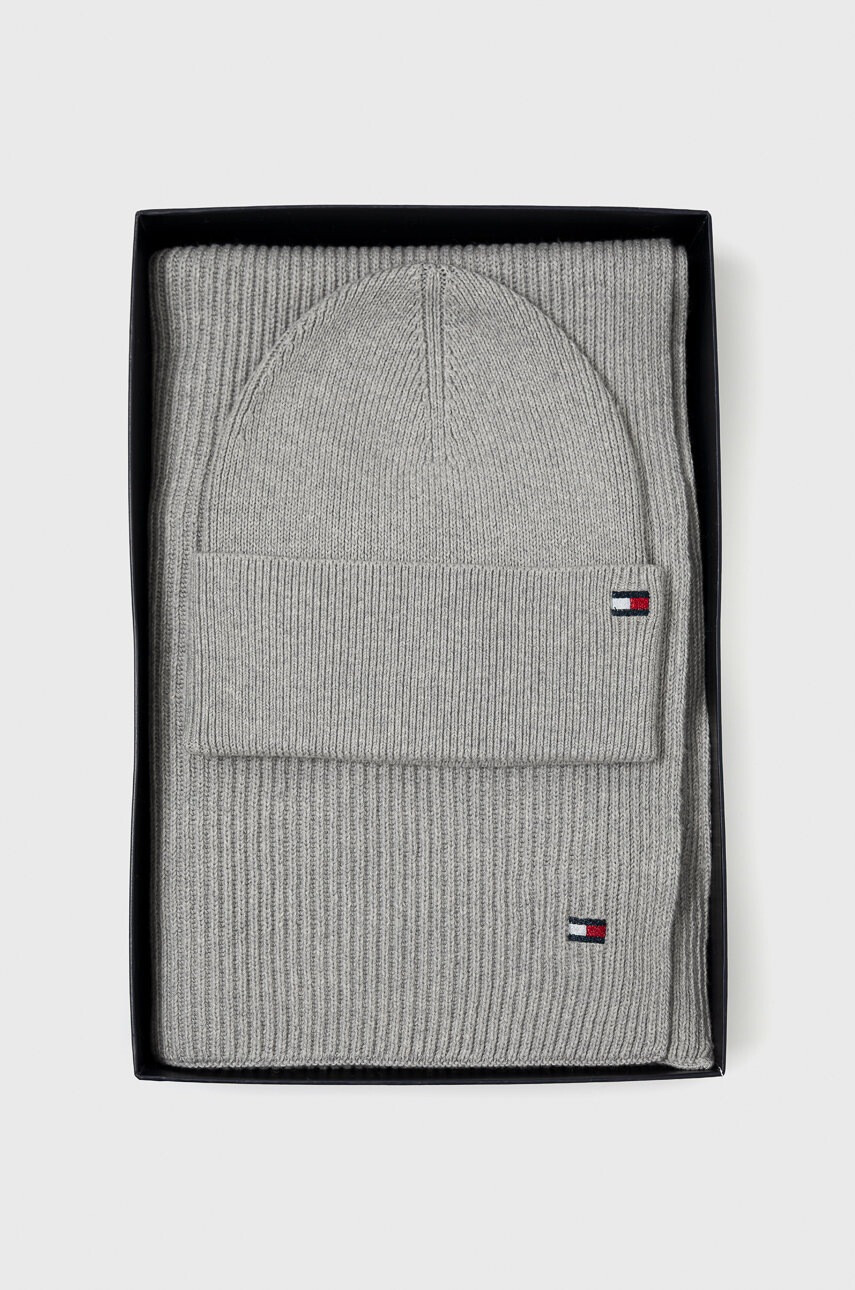 Tommy Hilfiger Шапка и шал с кашмир - Pepit.bg