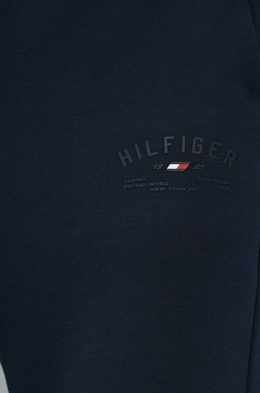 Tommy Hilfiger Спортен панталон в тъмносиньо с изчистен дизайн - Pepit.bg