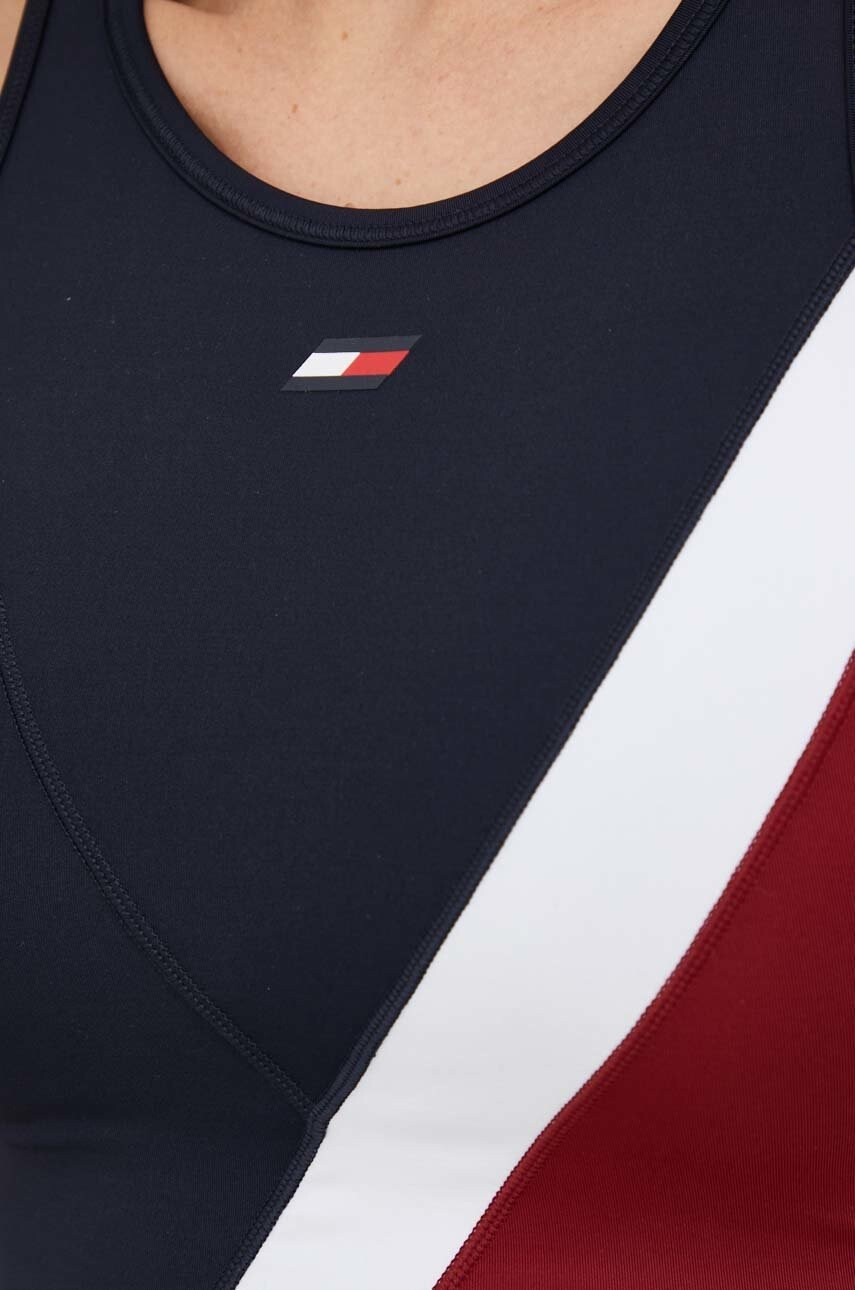 Tommy Hilfiger Спортен сутиен в тъмносиньо с десен - Pepit.bg
