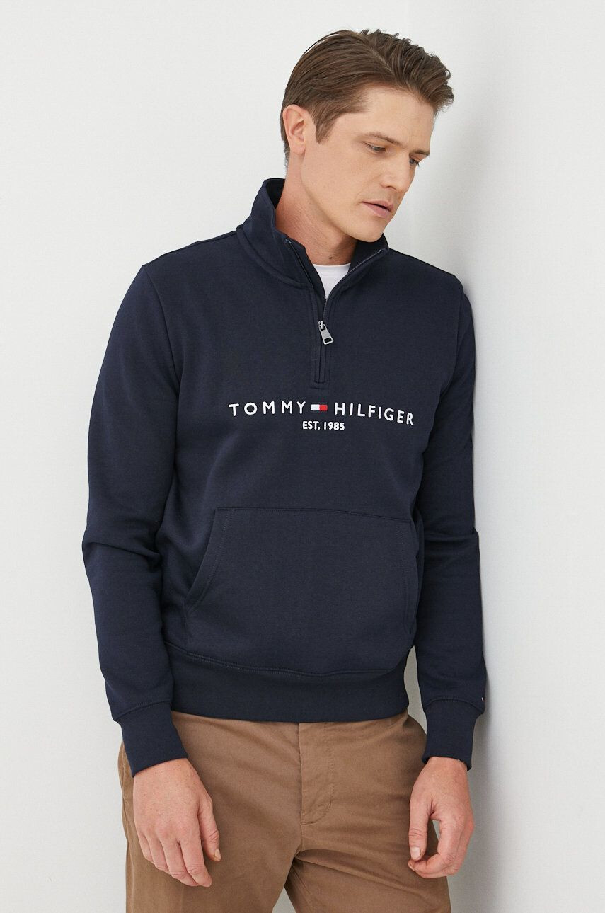 Tommy Hilfiger Суичър в тъмносиньо с апликация - Pepit.bg