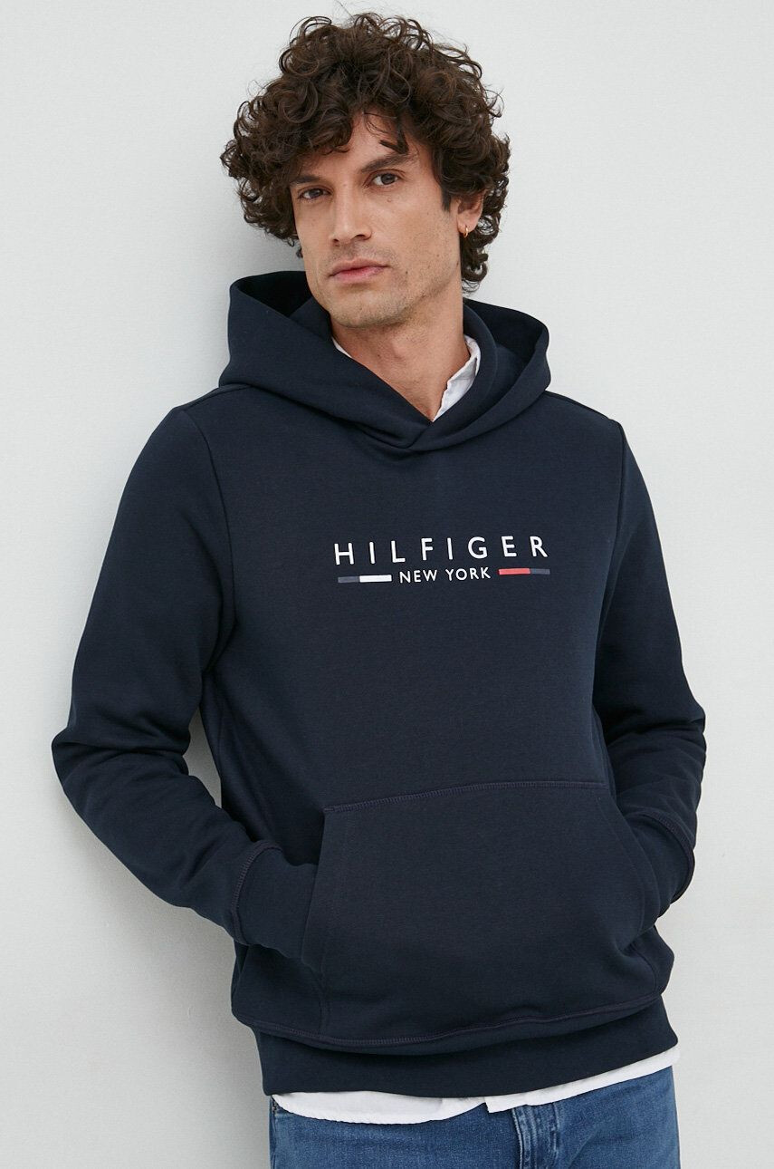 Tommy Hilfiger Суичър в тъмносиньо с качулка с принт - Pepit.bg