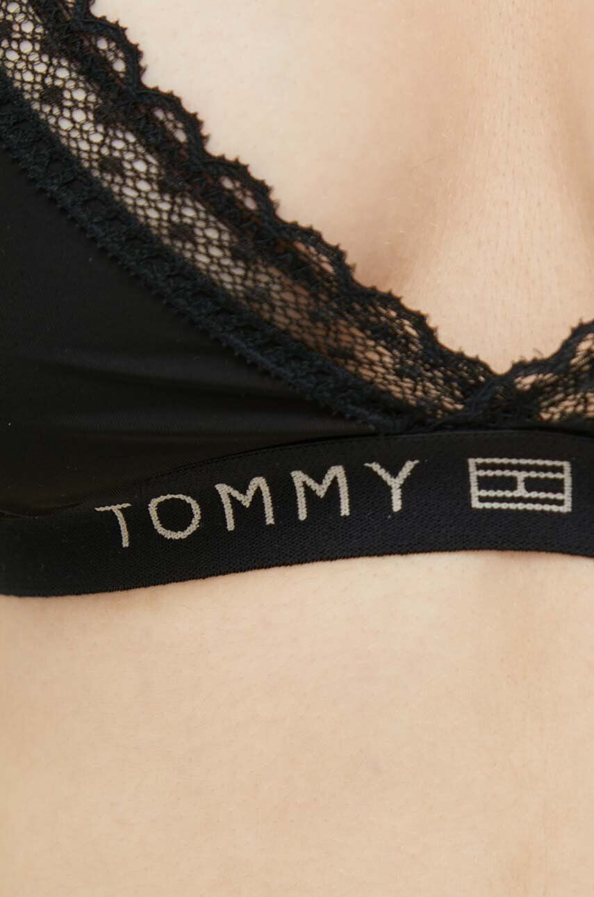 Tommy Hilfiger Сутиен в черно с изчистен дизайн - Pepit.bg